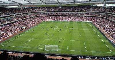 800px-Emirates_Stadium,_Arsenal_vs._Everton_2006-10-28