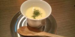 旬野菜の冷製スープ