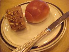 ◆バターロールとセサミのパン