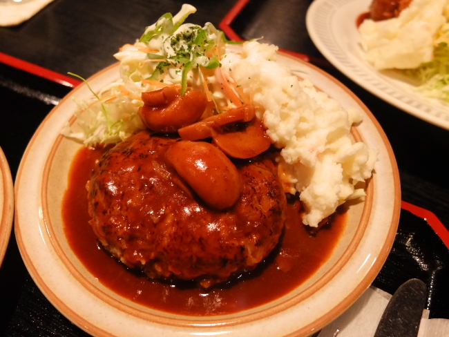 昔ながらの洋食屋 栄養補給 キッチンふじみ の とんかつとハンバーグステーキ オムライス 秋田市 S Blog アンドーズブログ