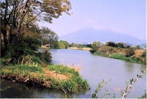 桜川と筑波山
