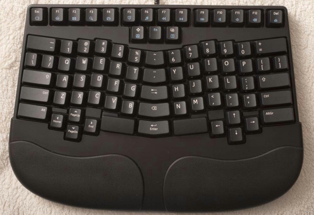 新たなエルゴノミクスキーボード Truly Ergonomic Computer Keyboard ヲチモノ